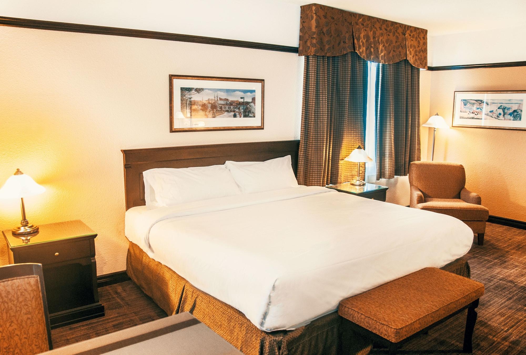 Hotel Le Montagnais Chicoutimi Eksteriør bilde