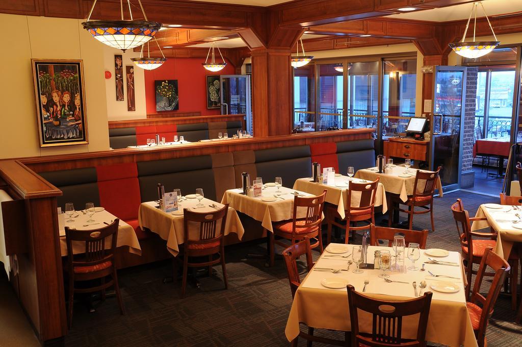 Hotel Le Montagnais Chicoutimi Eksteriør bilde