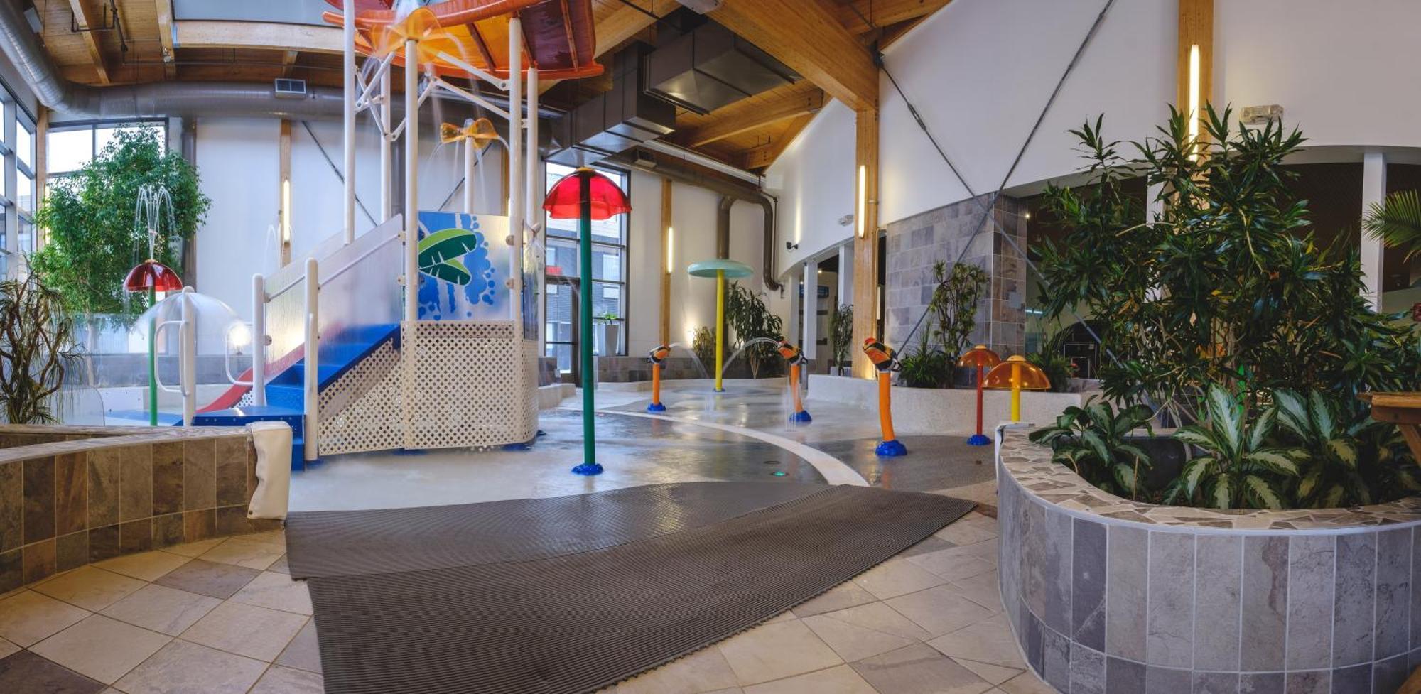 Hotel Le Montagnais Chicoutimi Eksteriør bilde