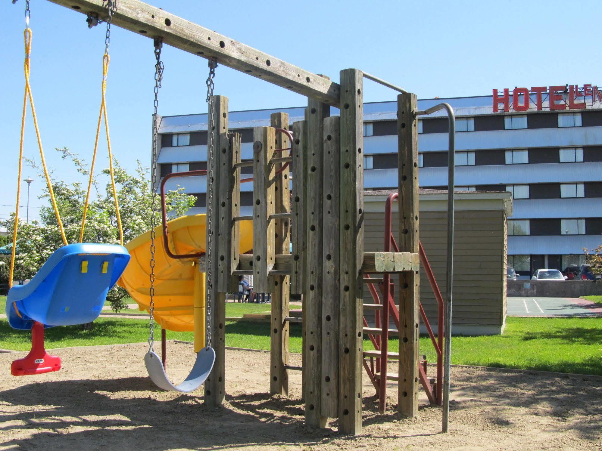 Hotel Le Montagnais Chicoutimi Eksteriør bilde