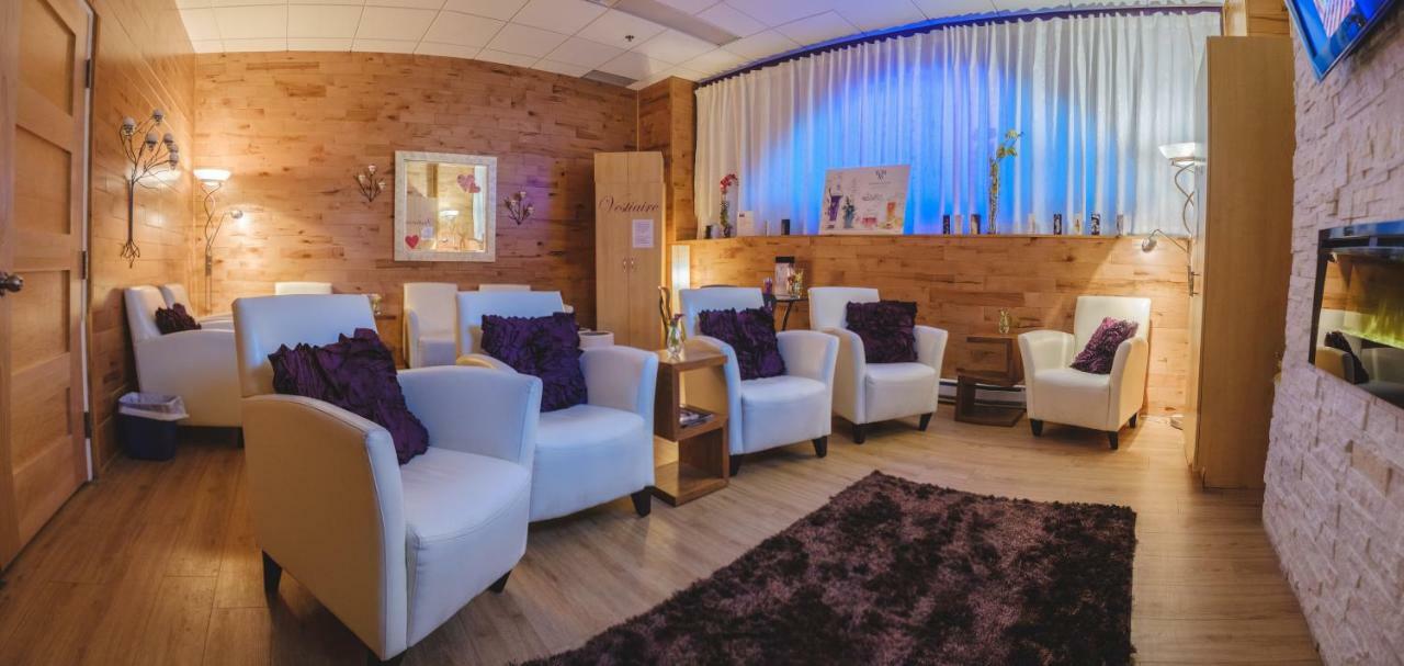 Hotel Le Montagnais Chicoutimi Eksteriør bilde