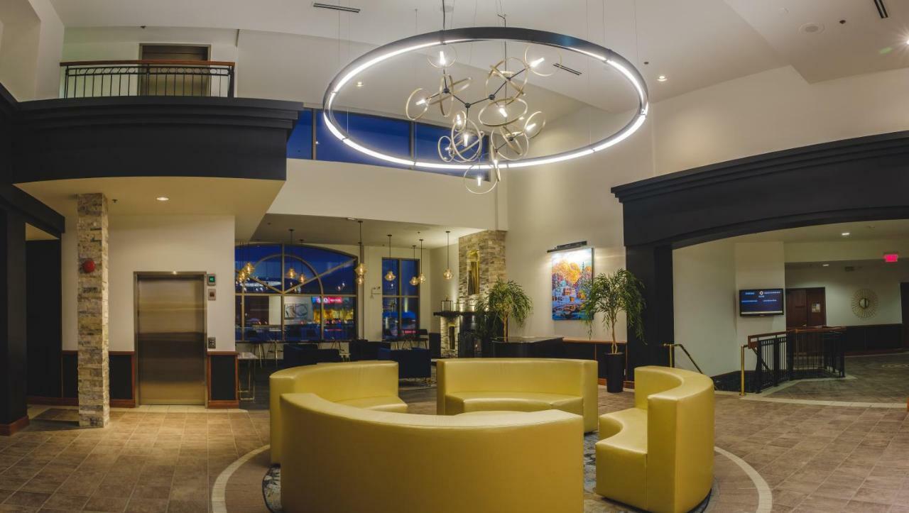 Hotel Le Montagnais Chicoutimi Eksteriør bilde