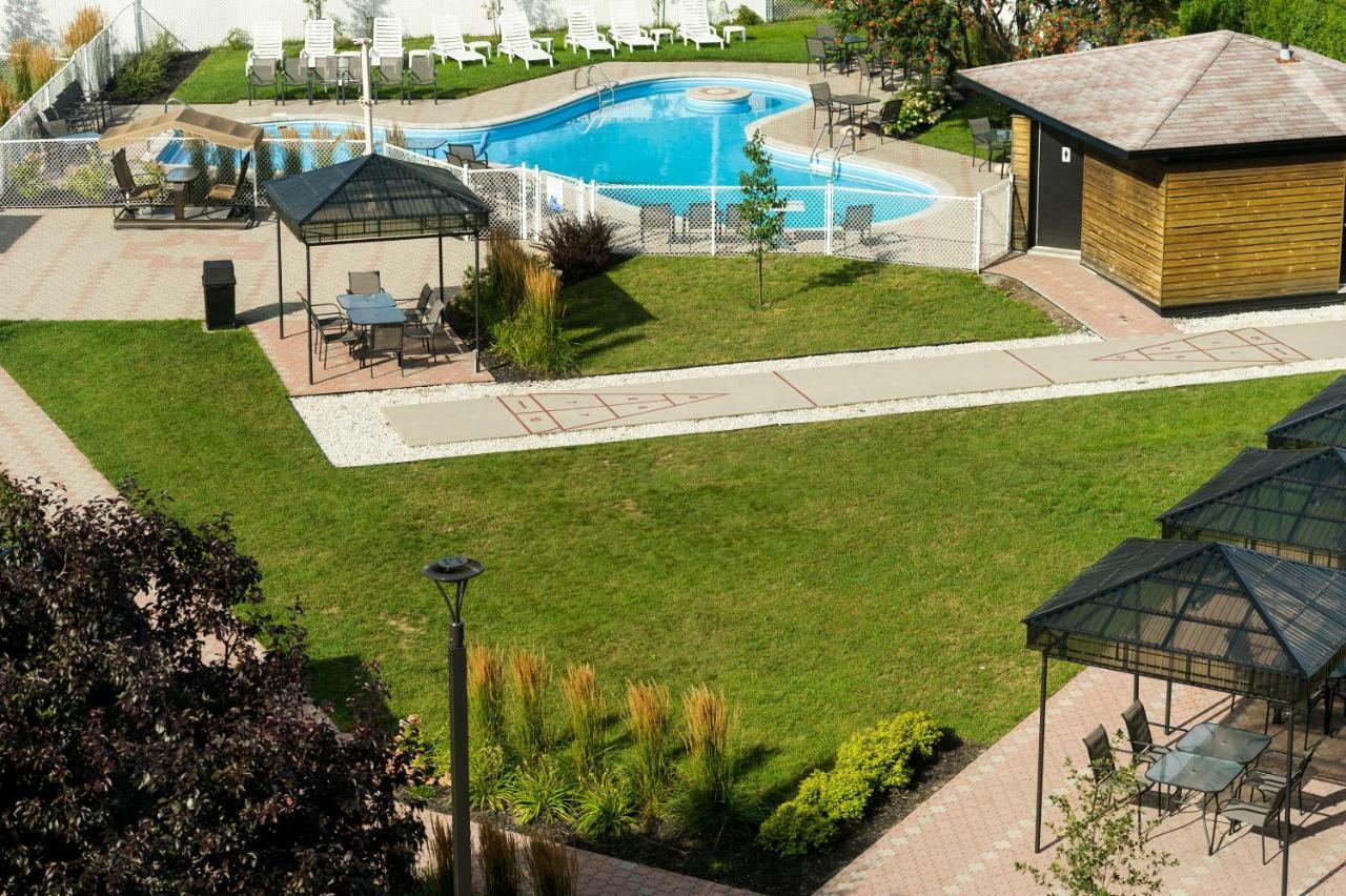 Hotel Le Montagnais Chicoutimi Eksteriør bilde