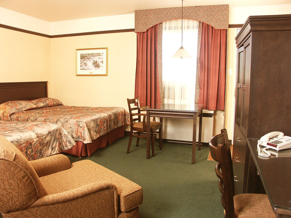 Hotel Le Montagnais Chicoutimi Eksteriør bilde